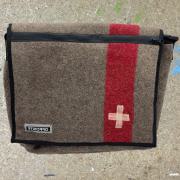 Messenger Bag Urban Life Berlin XL Armeedecke Schweiz